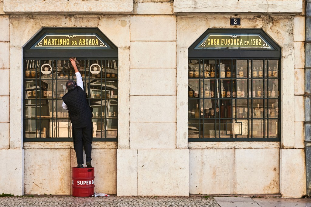 “240 anos de História e de muitas estórias – 240 years of History and so many stories”