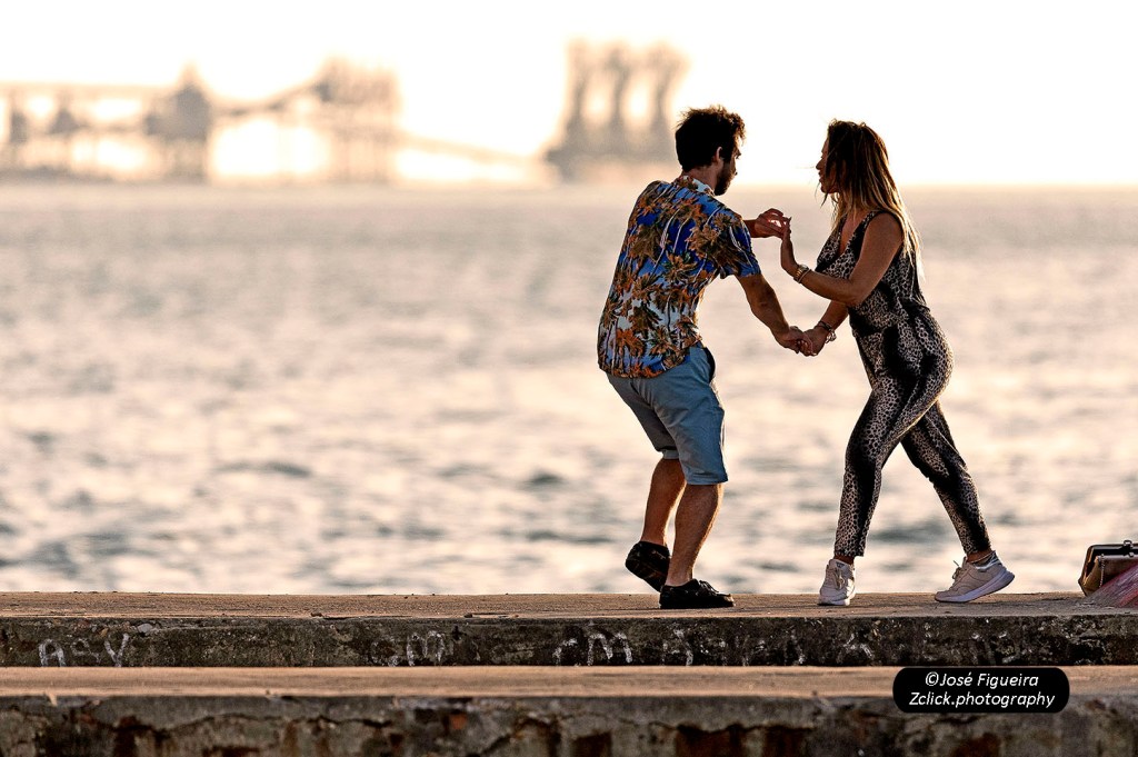 “Ao ritmo do Ginjal – n the rhythm of&nbsp;Ginjal”