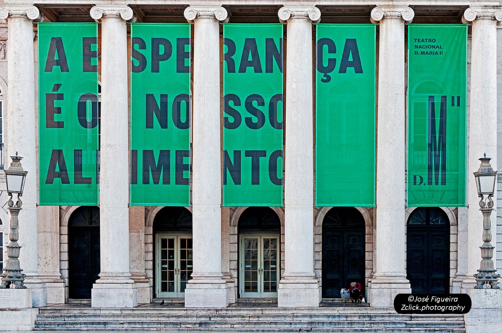 “Esperança ou a fome de a ter – Hope or the hunger to have&nbsp;it”