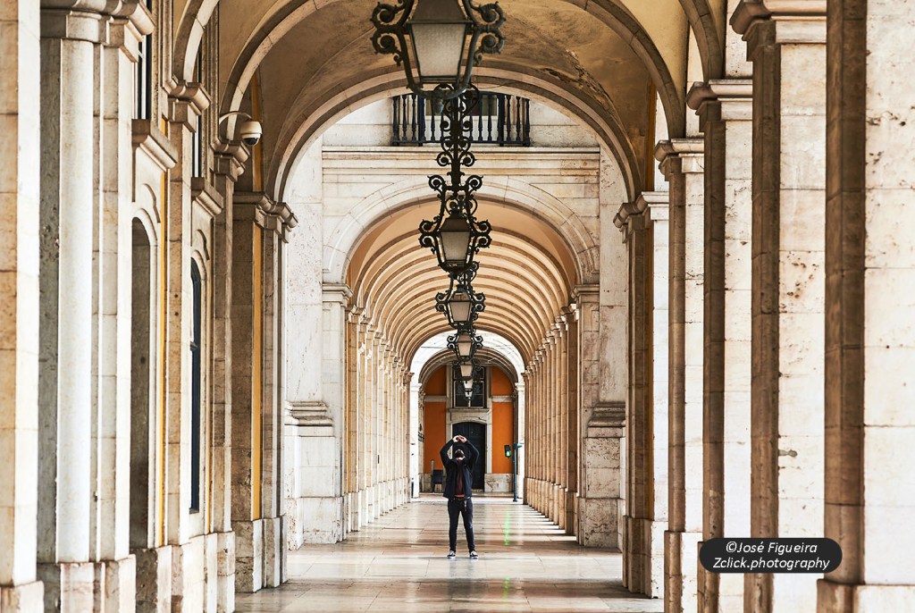 “Fotografando – Taking a photo”