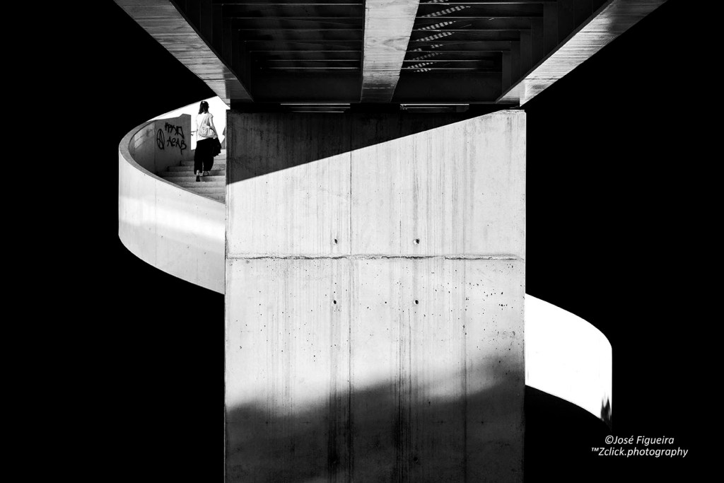 “Subir a espiral – Climb the&nbsp;spiral”